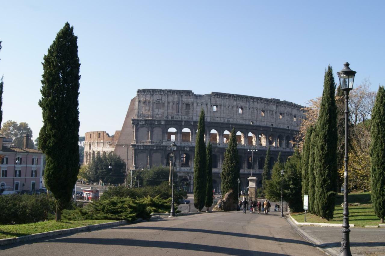 Tatusa Al Colosseo Roma Exterior foto